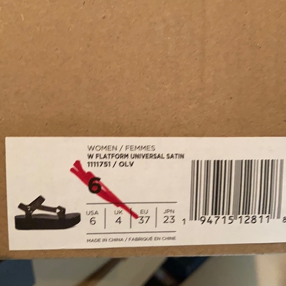 Teva Universal Satin Olive Platform Sandals - Picture 9 of 9